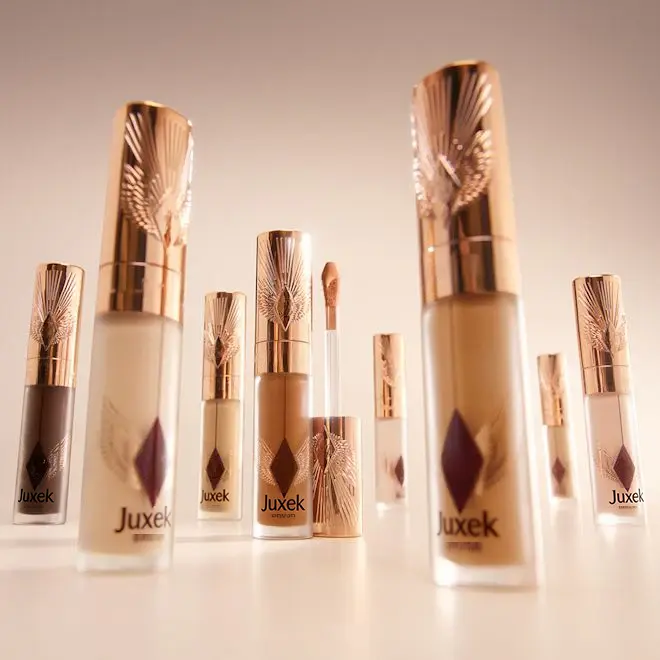 Flawless Blur Concealer - Image 11